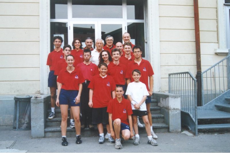 squadraanno2000.jpg