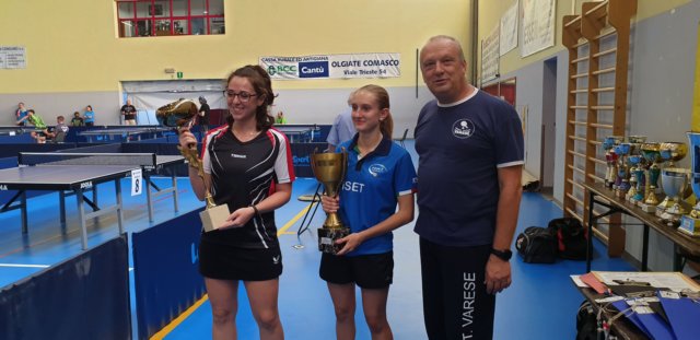 premiazionefemminile4.jpg
